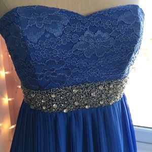 Semi Formal/Cocktail Dress